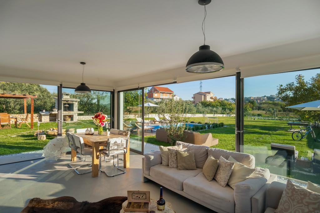 Luxury Villa Luminosa 스플리트 객실 사진
